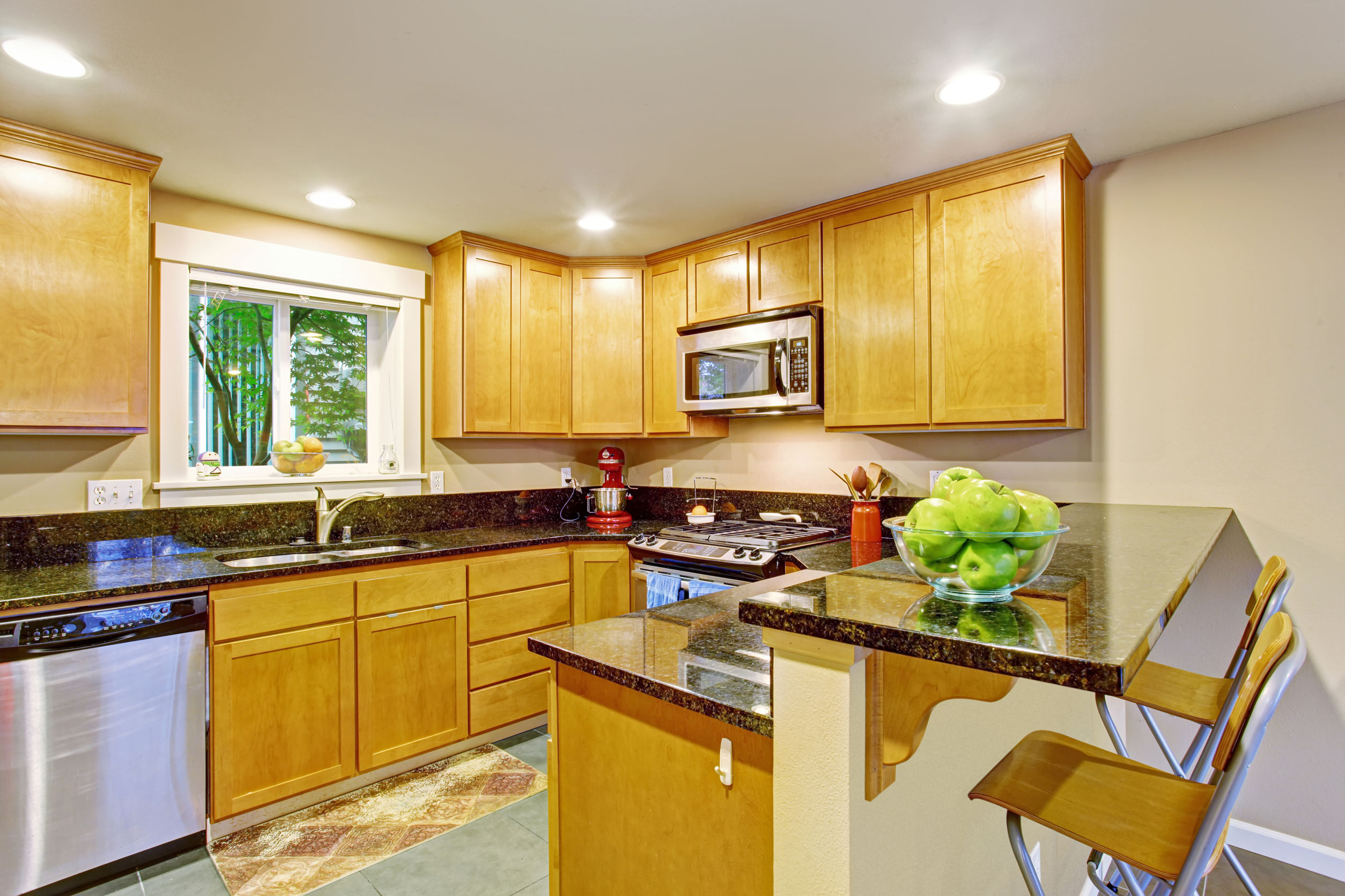 Modern Kitchen Cabinet – How Are They Different From Traditional Cabinets?